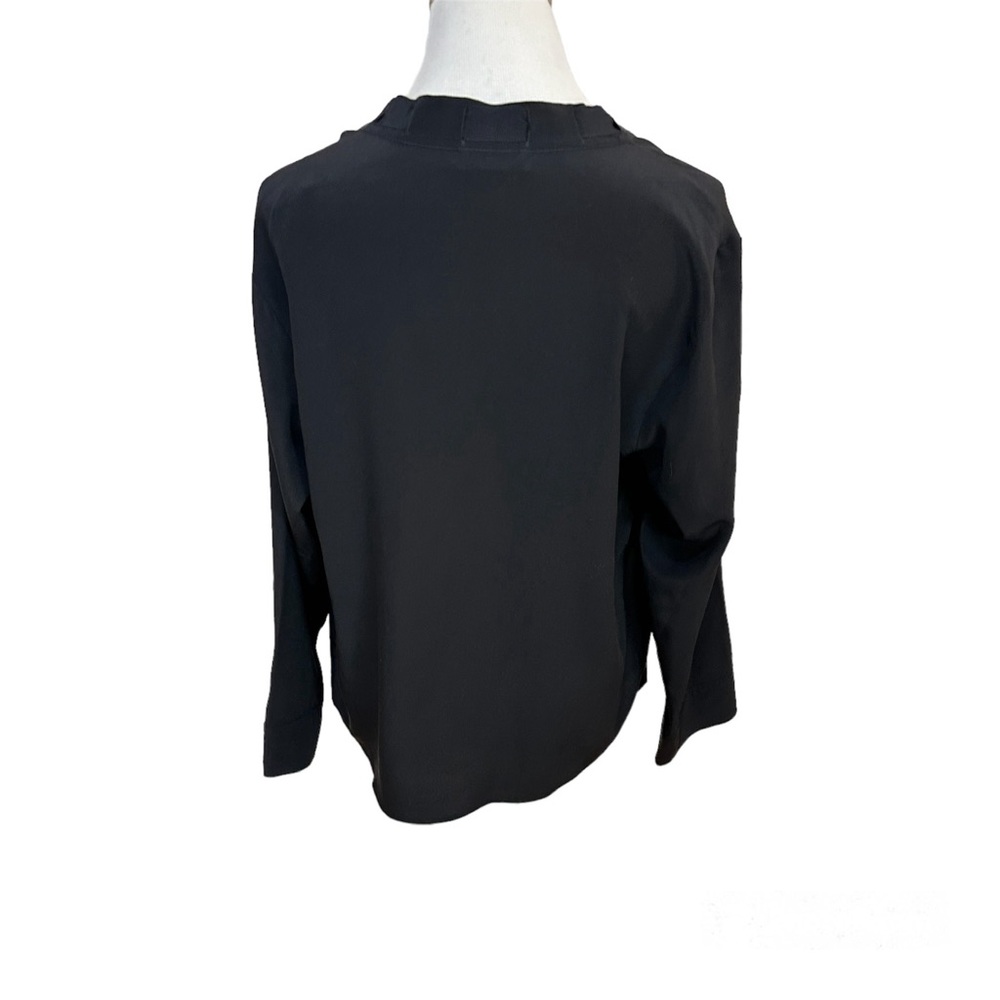SANDRO Paris Black‎ Silk V-Neck Blouse Top Women’s Sz 2 / Medium US - Picture 2 of 8